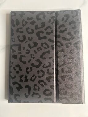 Perfekt Case Keyboard For iPad 11 Gen 11th (A16) 11 In. 2025 iPad 10th, Leopard